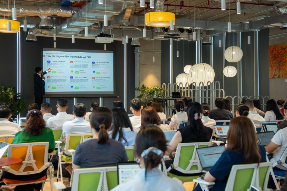 Team collaborating in a Ho Chi Minh City office
