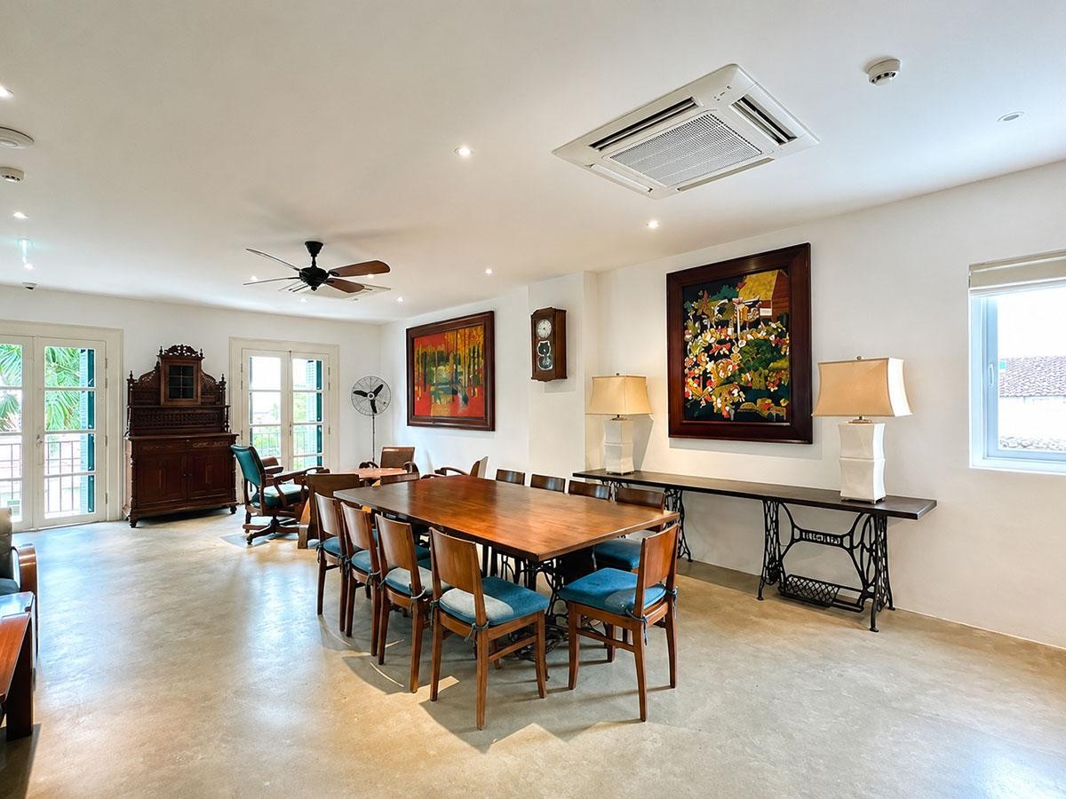 Le Anh Coworking Space residential-style meeting room in Thao Dien